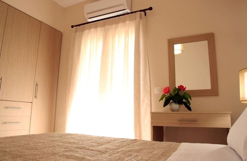 Pyrgos Psilonerou Apartment | Georgia Apartments 2