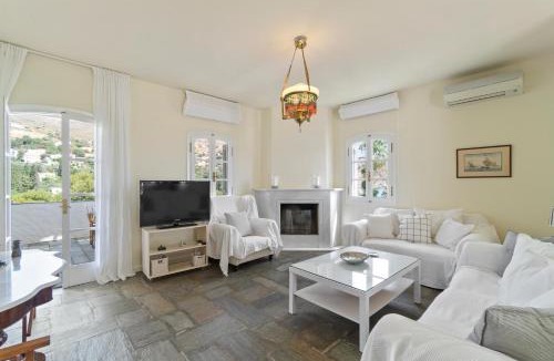 Steniai House | Gialia Beach House with BBQ, 50m from the Sea