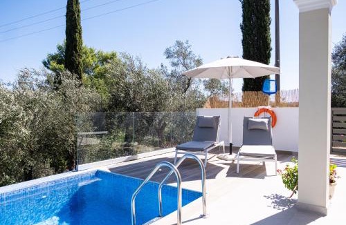 Gazatika House | Giardinia Holiday Homes with Private Pool