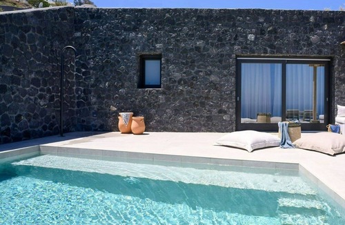 Imerovigli Villa | Glorious Santorini Villa | Villa Ron | 1 Bedroom | Children Older than