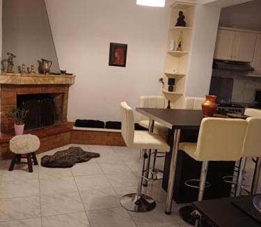 Filiatra Apartment | Glossy Messinian Escape - Spacious Apartment
