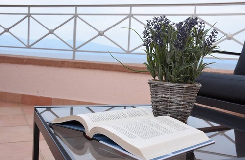 Sourpi Apartment | Goddess Aphrodite Apartment