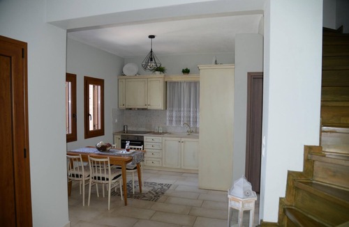 Sourpi Apartment | Goddess Hera Apartment