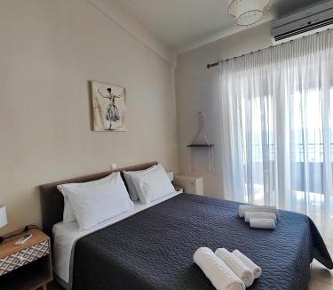 Loutsa House | Golden Horizon Haven