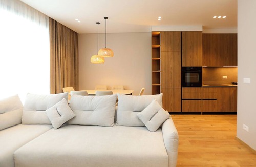 Orikum Apartment | Golden Suite Palm Radhime, Vlore, Albania
