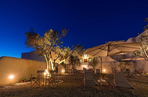 Pyrgos Villa | Grandiose Santorini Villa | 1 Bedroom Suite | Villa Panther | Beautiful Terrace.