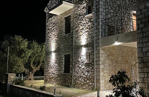 Valanidorrachi Hotel | Green Hill