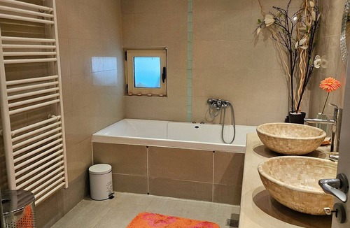 Lagonissi Condo | Guest apartment within a villa in Lagonissi