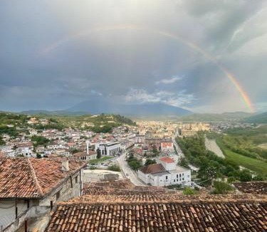 Berat House | Guest House LION