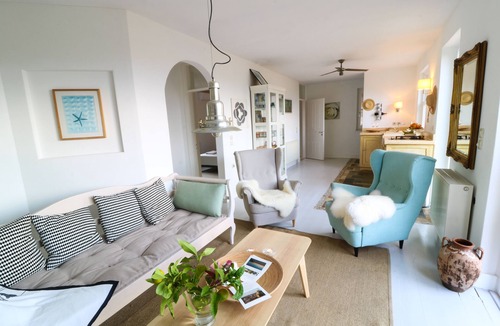 Vatos House | Guesthouse Thomas & Cato