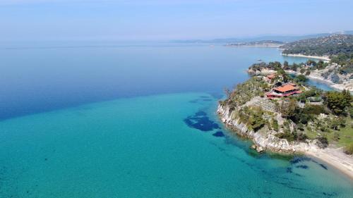 Elia Villa | Hacienda Beachfront Villa, Spathies