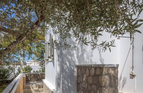 Adamas House | Happy Stay Apartment