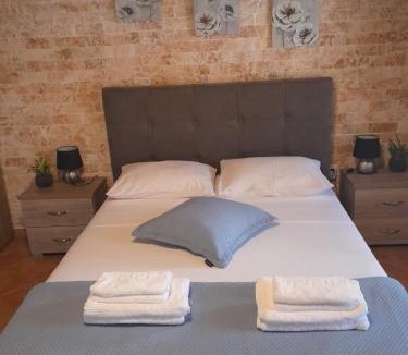 Lavrio Apartment | Harmony