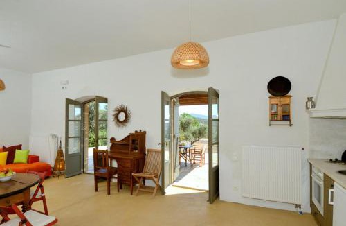 Perlegianika House | Hasienta House