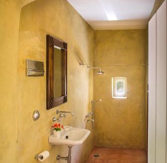 Perlegianika House | Hasienta House