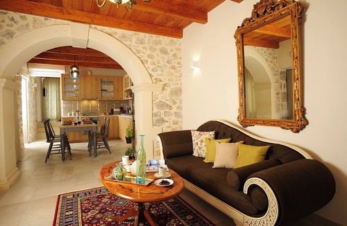 Gerakari Villa | Hawk Villa, Timeless Village Escape with Pool