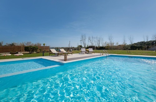 Chalikounas Villa | Helena - Five Bedroom Villa, Sleeps 10