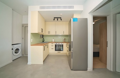 Papastavraiika Apartment | Heli View Apartment with Private Pool and Sea View