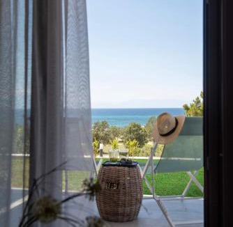 Nea Iraklia Apartment | Heraclea Luxury Suites
