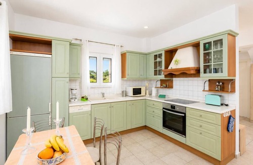 Gennadi Villa | Hermione Villa - Four Bedroom Villa, Sleeps 8