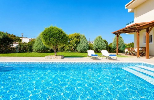 Gennadi Villa | Hermione Villa - Four Bedroom Villa, Sleeps 8