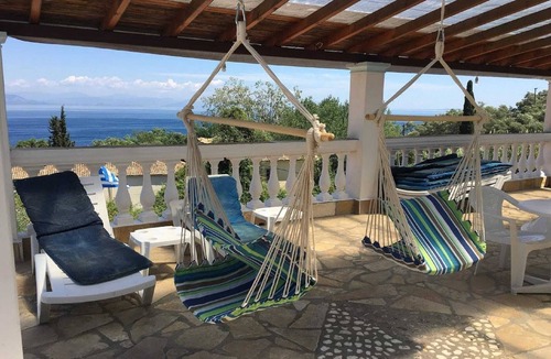 Perama Apartment | Hholiday home in Benitses