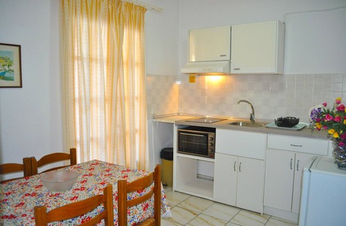 Agios Gordios Apartment | Holiday Apartments Maria with Pool and Panorama View - Agios Gordios Beach