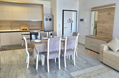 Golem Apartment | Holiday Apartment in Golem 070, Durres, Albania