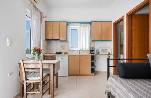 Mirtos Apartment | Holiday Apartment "One-Bedroom Kallithea" with Sea View, 2 Shared Terraces & Wi-Fi