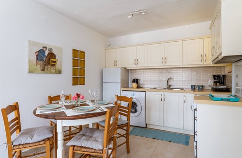 Ftelia House | Holiday Home 'Afroditi Ftelia Gerani A' with Mountain View, Wi-Fi and Air Conditioning