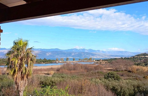 Peroulion House | Holiday Home 'Antinioti Lake Villa, North Corfu' with Sea View, Wi-Fi and Air Conditioning