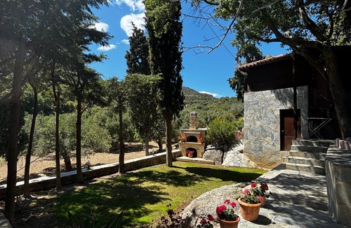 Lassithi Prefecture House | Holiday Home 'Elis Studio Luxury Apartment' with Air Conditioning