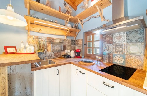 Sidari House | Holiday Home 'Mini Country House' with Private Pool, Wi-Fi and Air Conditioning
