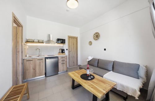 Chalikounas House | Holiday Home 'One Bedroom Apartment with Veranda' with Balcony, Wi-Fi and Air Conditioning