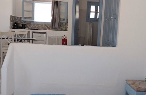 Grikos House | Holiday Home 'Pico Bello Patmos 28' with Sea View, Wi-Fi and Air Conditioning
