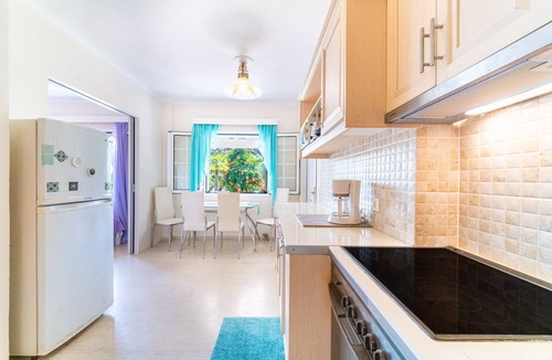 Gouvia House | Holiday Home 'Villa Atalanti' with Private Pool, Wi-Fi and Air Conditioning