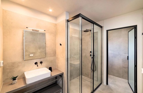 Asprouliani House | Holiday house Yeoryioupolis Kriti for 1 - 22 persons with 6 bedrooms - Holiday home