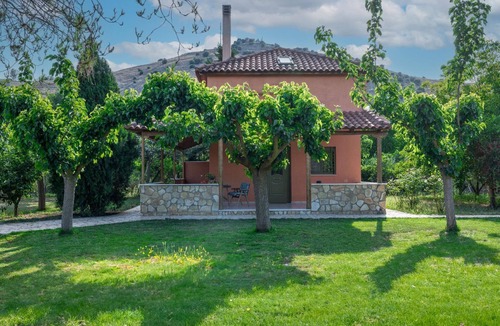 Nea Tirintha House | Holiday house Nafplion for 2 - 6 persons with 3 bedrooms - Holiday house
