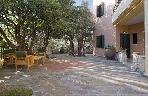Kastellos House | Holiday house Yeoryioupolis Kriti for 1 - 7 persons with 3 bedrooms - Holiday home