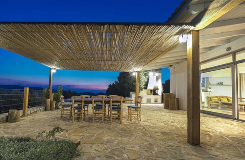 Kamilari Villa | Holiday villa Aspruga, private pool, absolutely quiet and secluded location