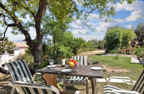 Perama House | Homerez - Charming House in Corfu with Lake View