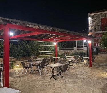 Kardamyli Hotel | Hotel Esperides