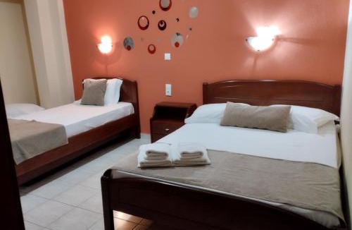 Kalamitsi Hotel | House Aggeliki