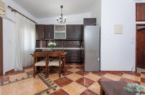 Polichrono Apartment | Houseloft Sandals Beachfront