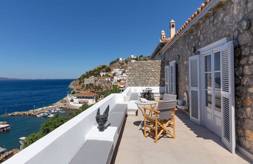 Idhra Villa | Hydrelion Beachfront Suite, Divine Sea Views, Furnished Terrace, Hydra
