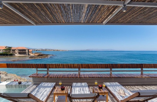 Halepa Villa | Hydrobates Waterfront Villa