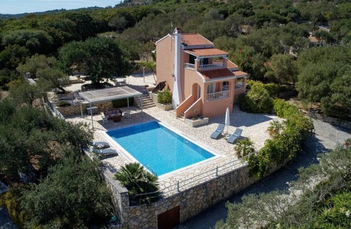 Gaios House | Ideal for families near Gaios.