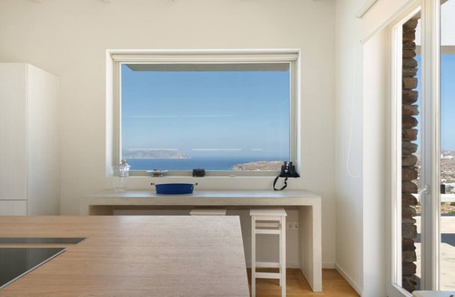 Milopotas House | Ilikatida Luxury Villa in Mylopotas, Ios – 3 En-Suite Bedrooms, 4 Bathrooms, Infinity Pool