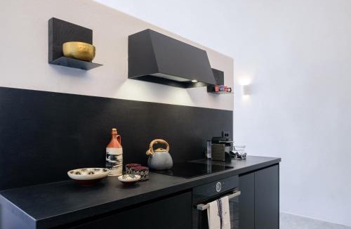 Imerovigli Apartment | Iliolousto Luxury Cave Villa
