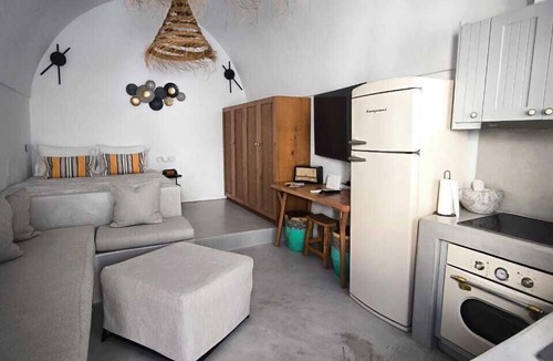 Pyrgos House | Imarkellis Pyrgos Traditional House and Belfry Charm with Courtyard in Santorini